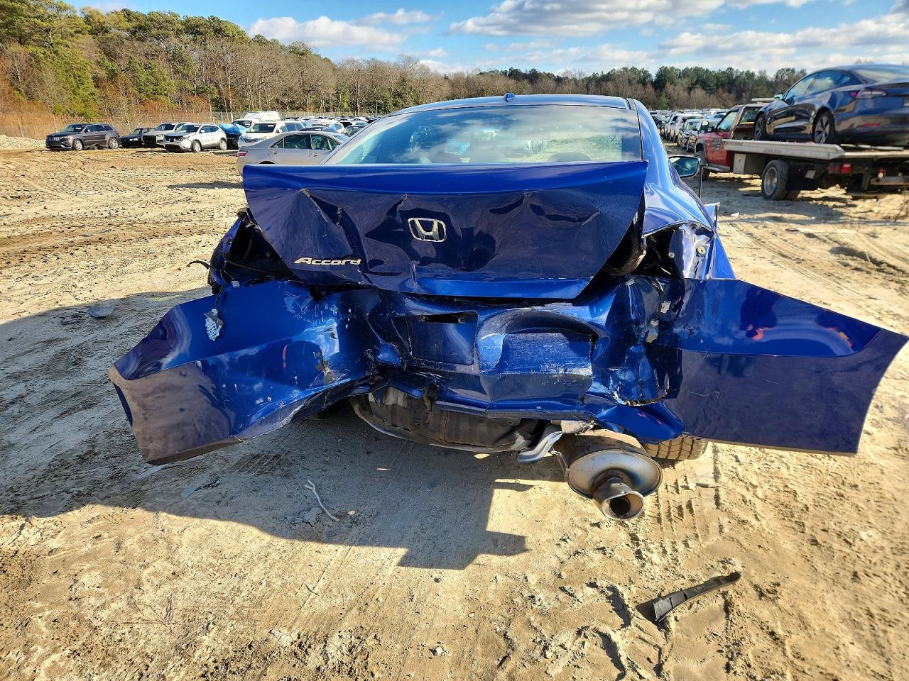 2010 HONDA ACCORD EXL photo 6