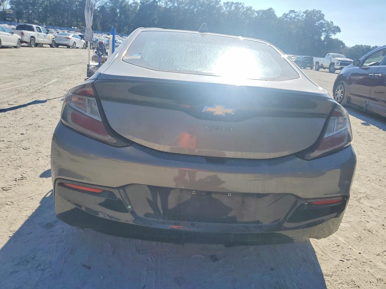 2017 CHEVROLET VOLT LT photo 6