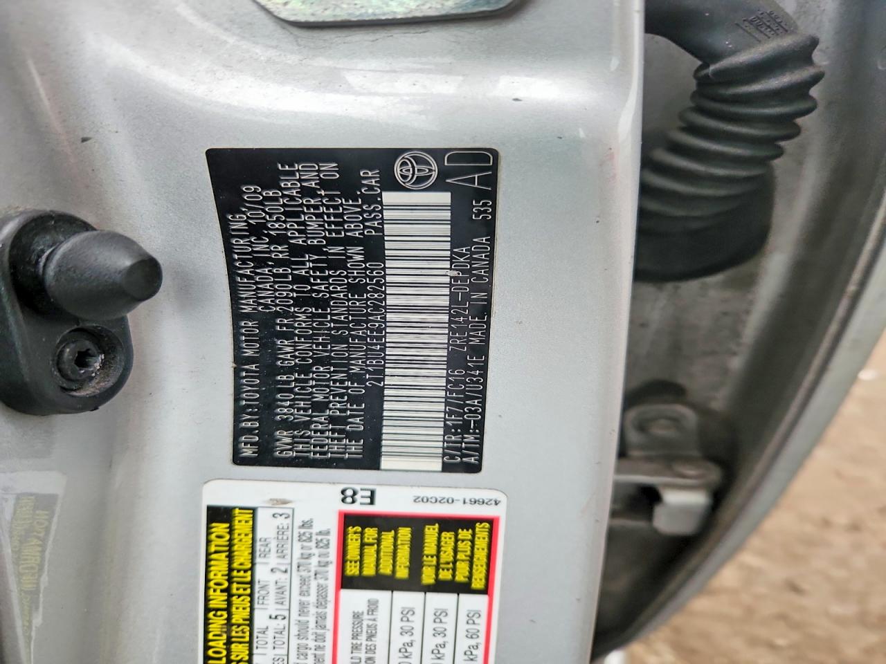 2010 TOYOTA COROLLA BASE photo 12