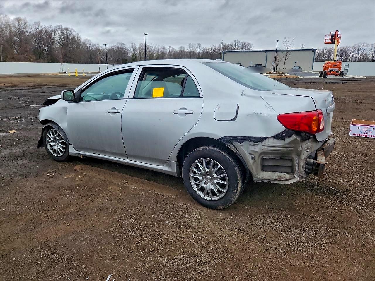 2010 TOYOTA COROLLA BASE photo 2