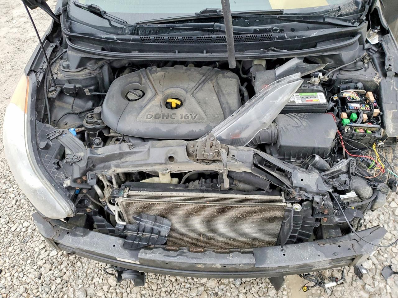 2013 HYUNDAI ELANTRA GLS photo 41