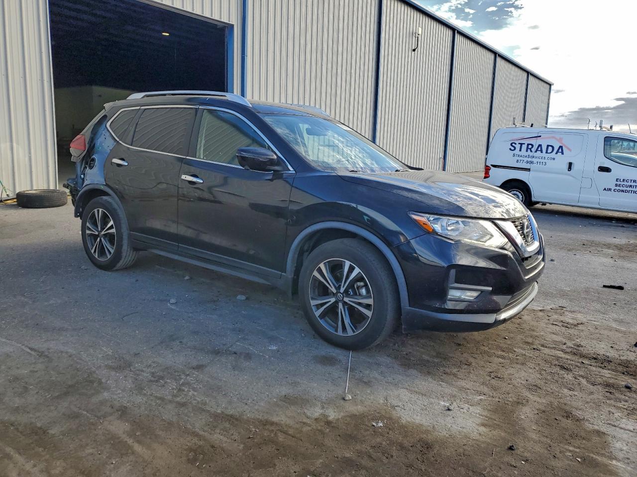 2020 NISSAN ROGUE S photo 4