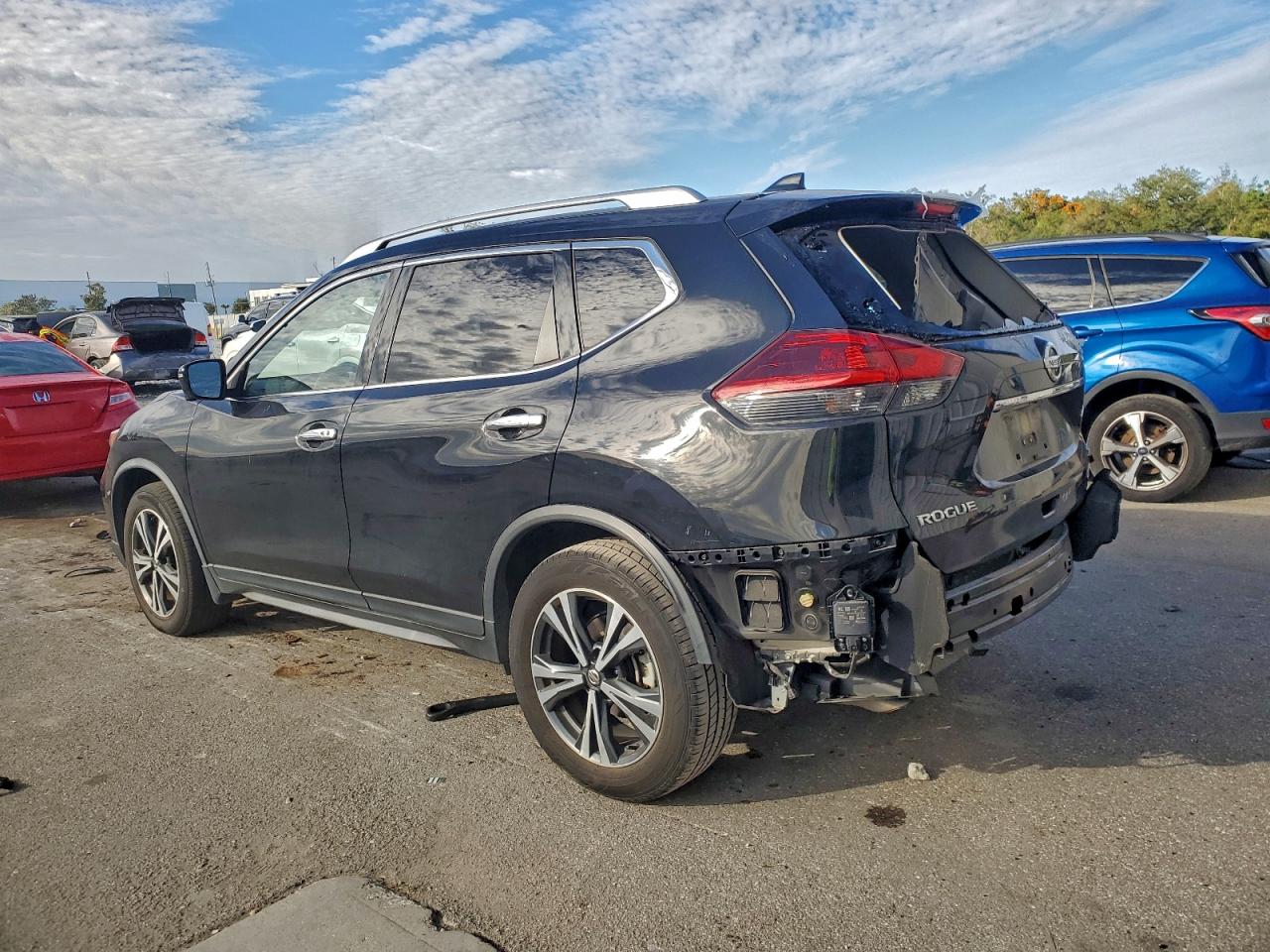 2020 NISSAN ROGUE S photo 2