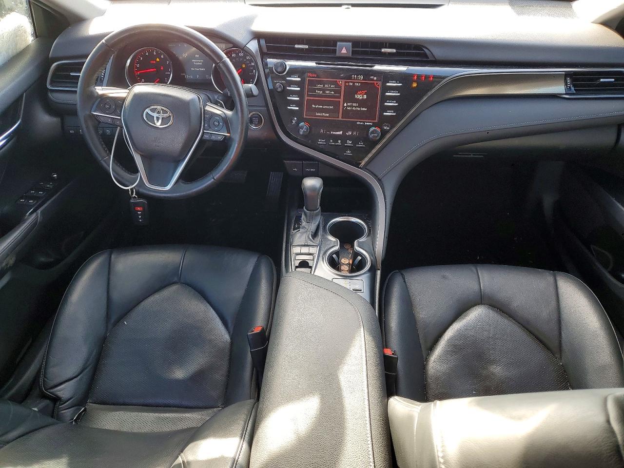 2020 TOYOTA CAMRY XSE photo 8