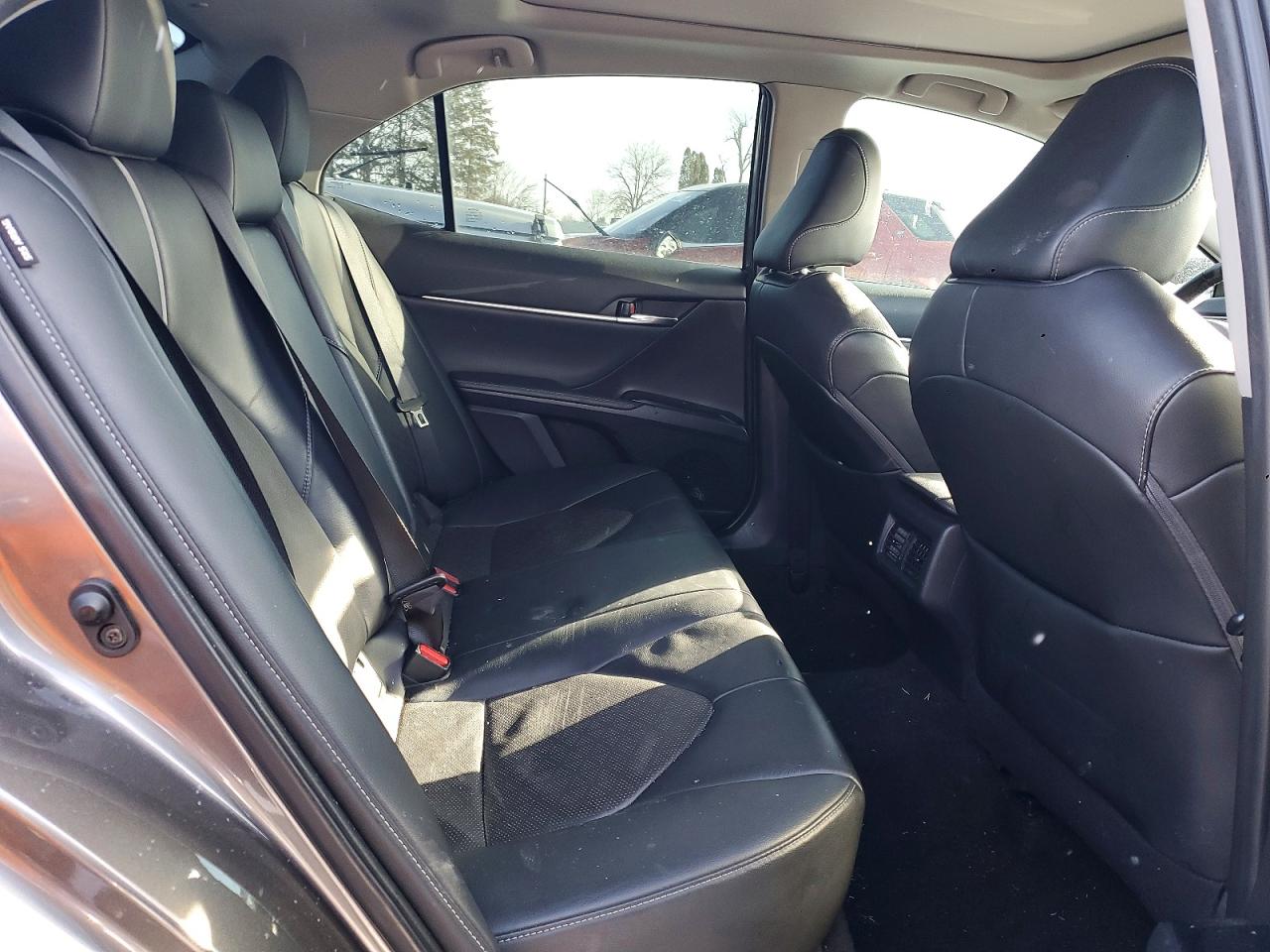 2020 TOYOTA CAMRY XSE photo 10