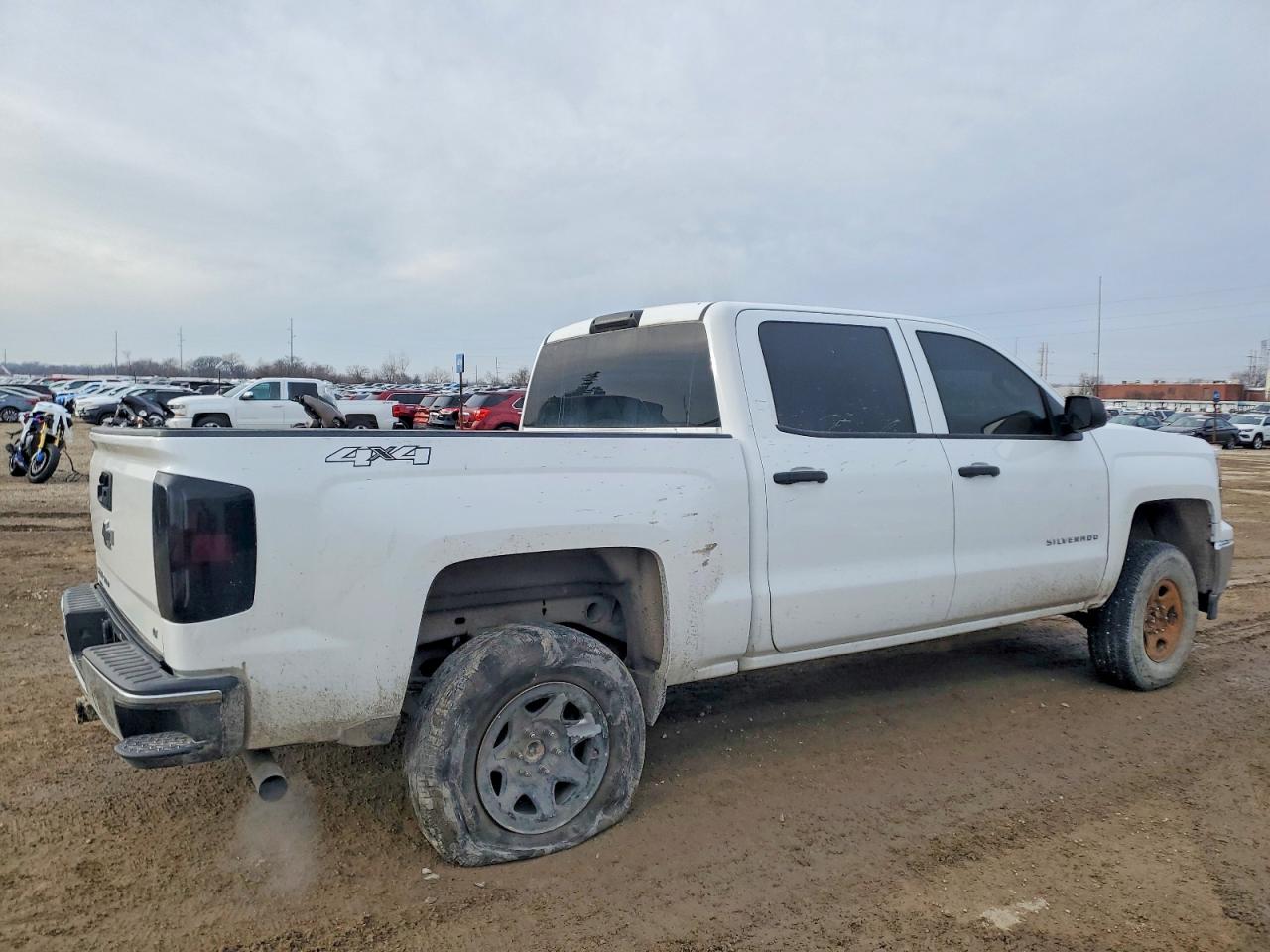 2014 CHEVROLET SILVERADO K1500 LT photo 3