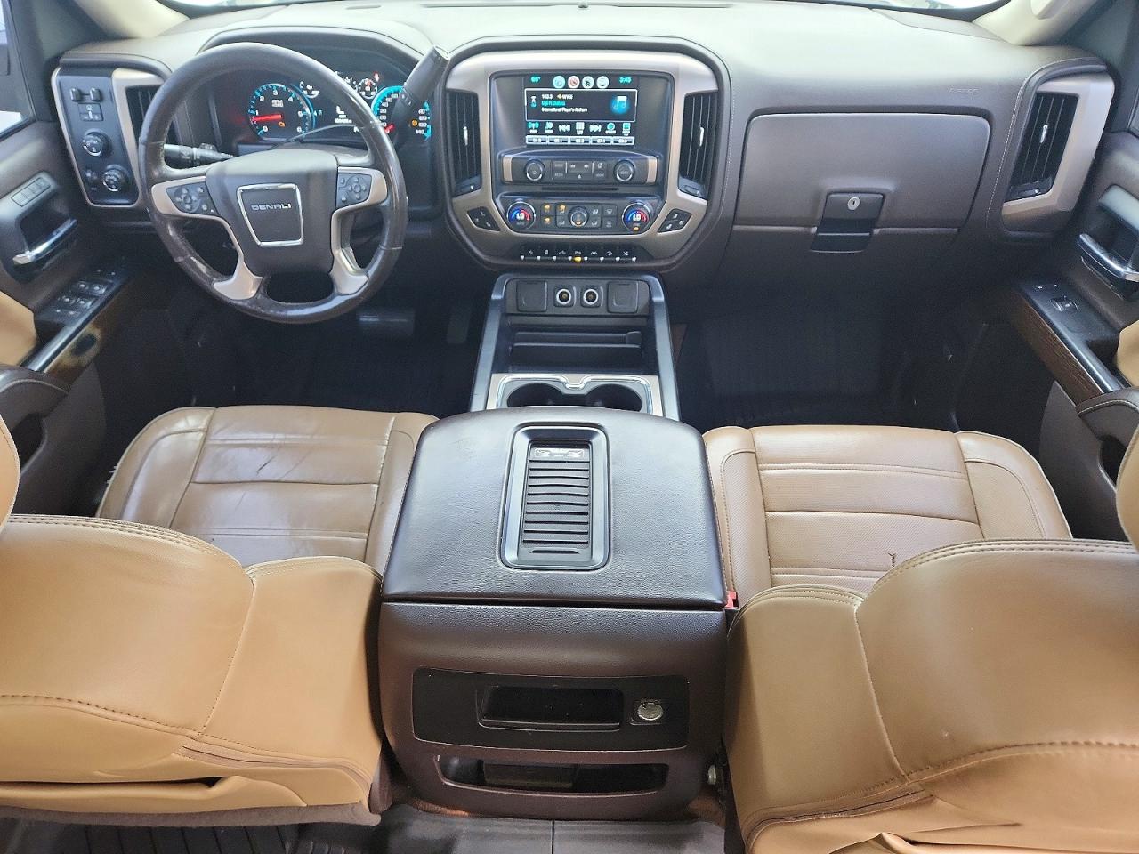 2017 GMC SIERRA K1500 DENALI photo 8