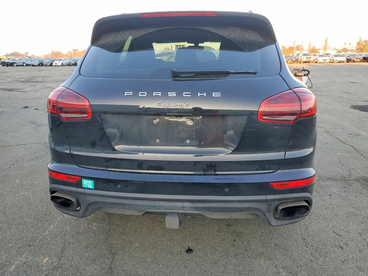 2017 PORSCHE CAYENNE photo 6