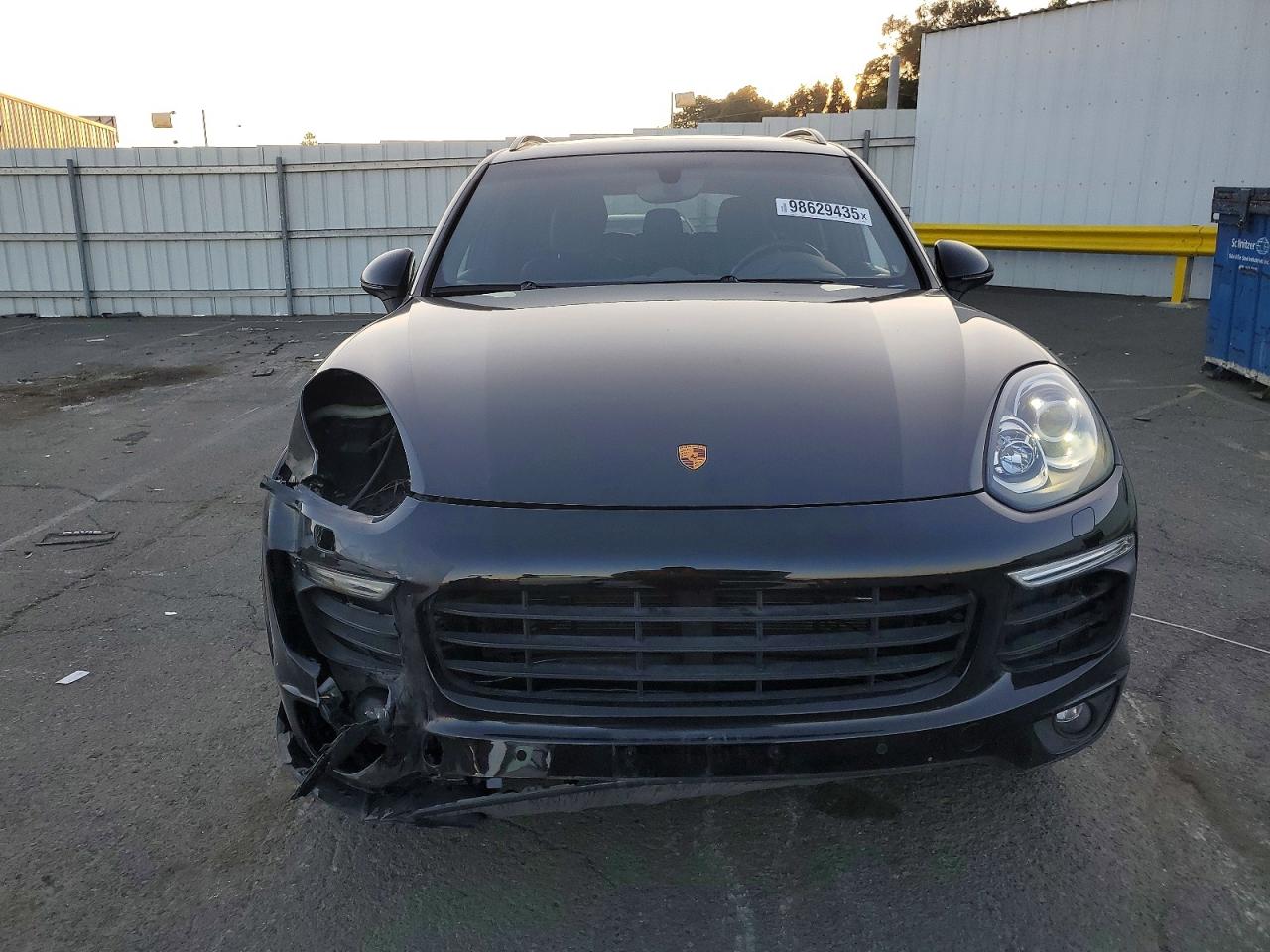2017 PORSCHE CAYENNE photo 5