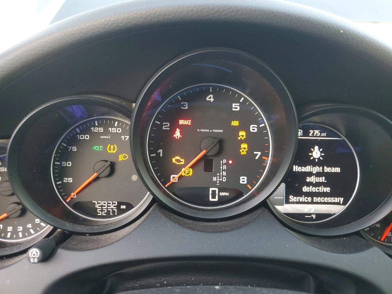 2017 PORSCHE CAYENNE photo 9