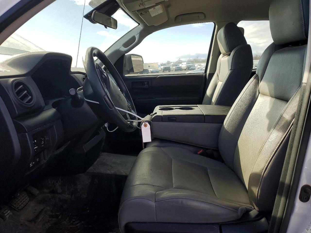 2018 TOYOTA TUNDRA DOUBLE CAB SR photo 7