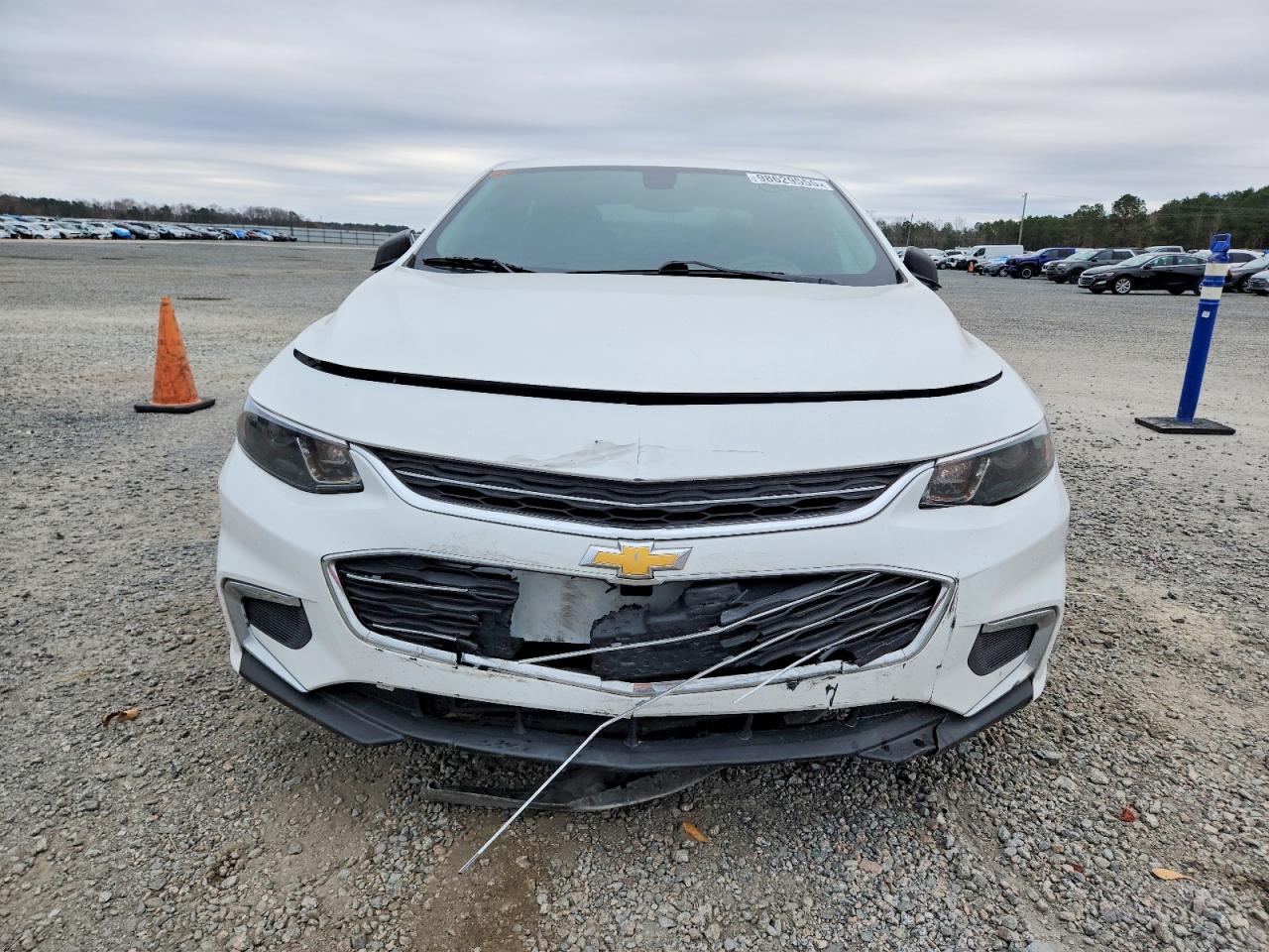 2017 CHEVROLET MALIBU LS photo 5