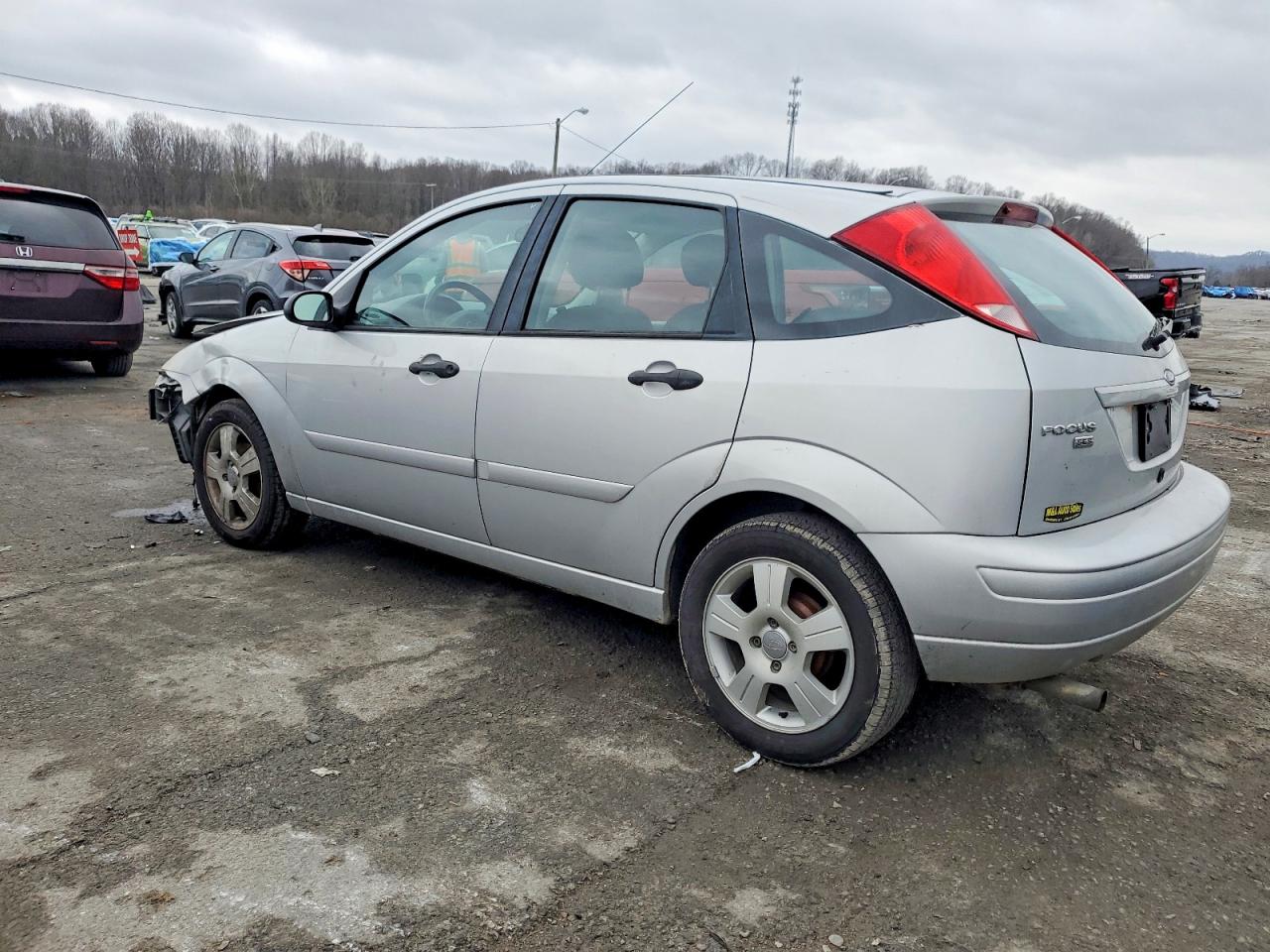 2006 FORD FOCUS ZX5 photo 3