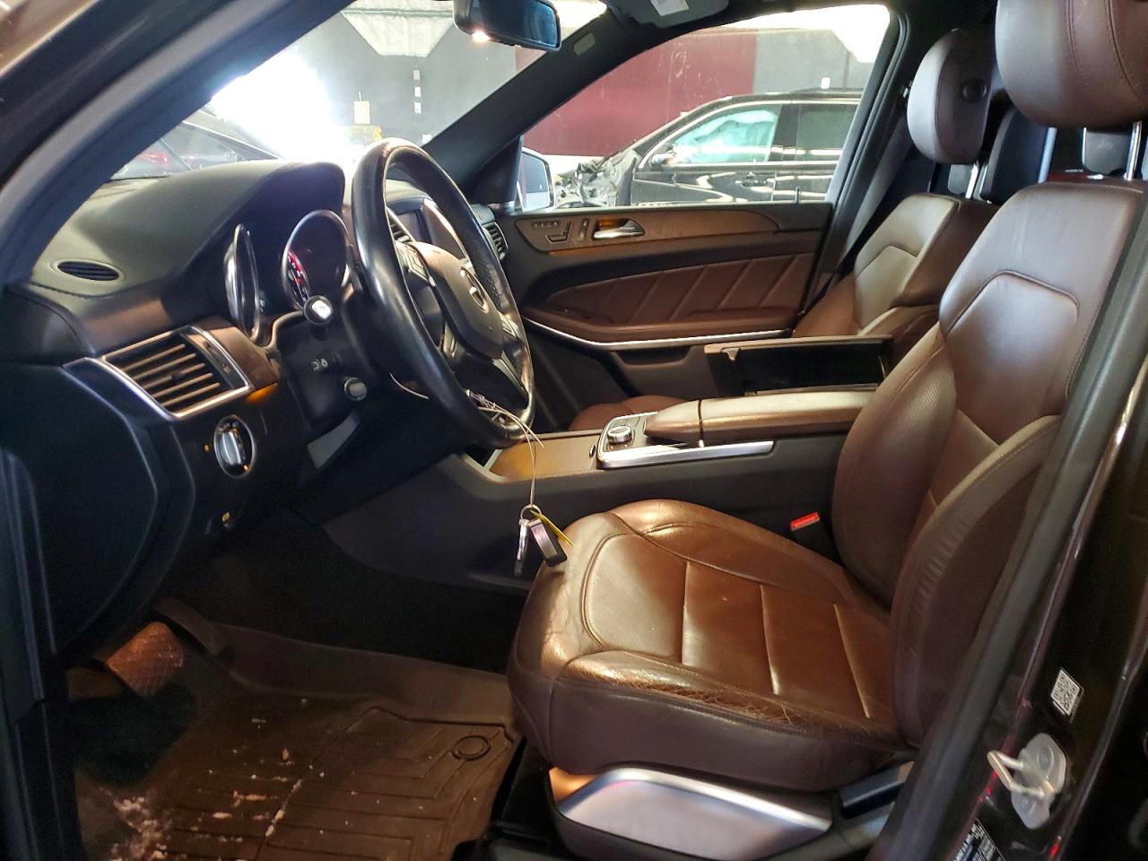 2015 MERCEDES-BENZ GL 550 4MATIC photo 7