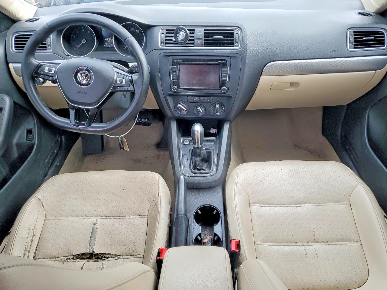 2015 VOLKSWAGEN JETTA SE photo 8