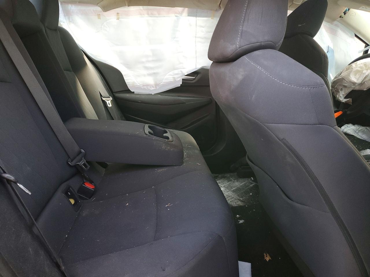 2020 TOYOTA COROLLA LE photo 10