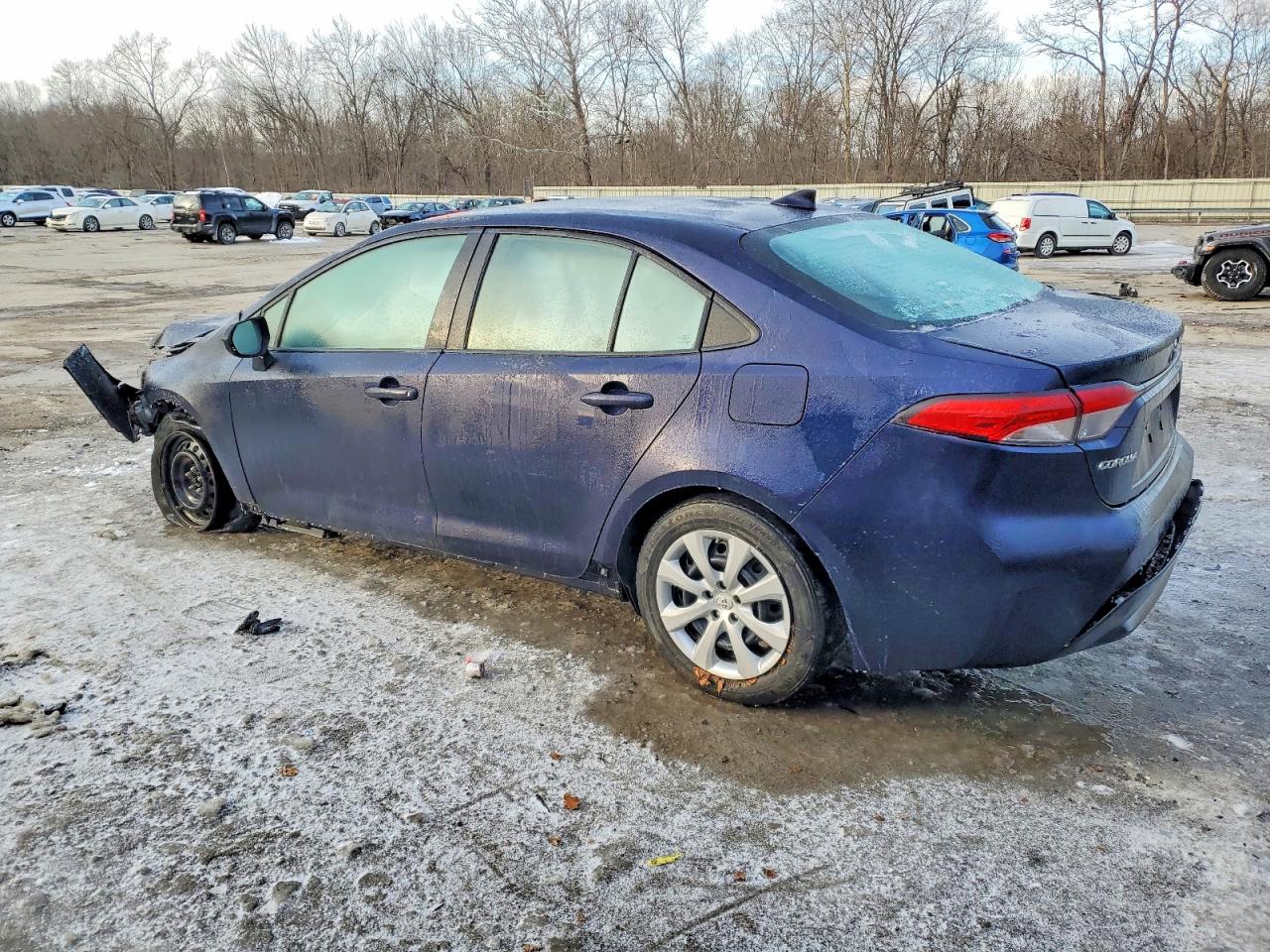 2020 TOYOTA COROLLA LE photo 2