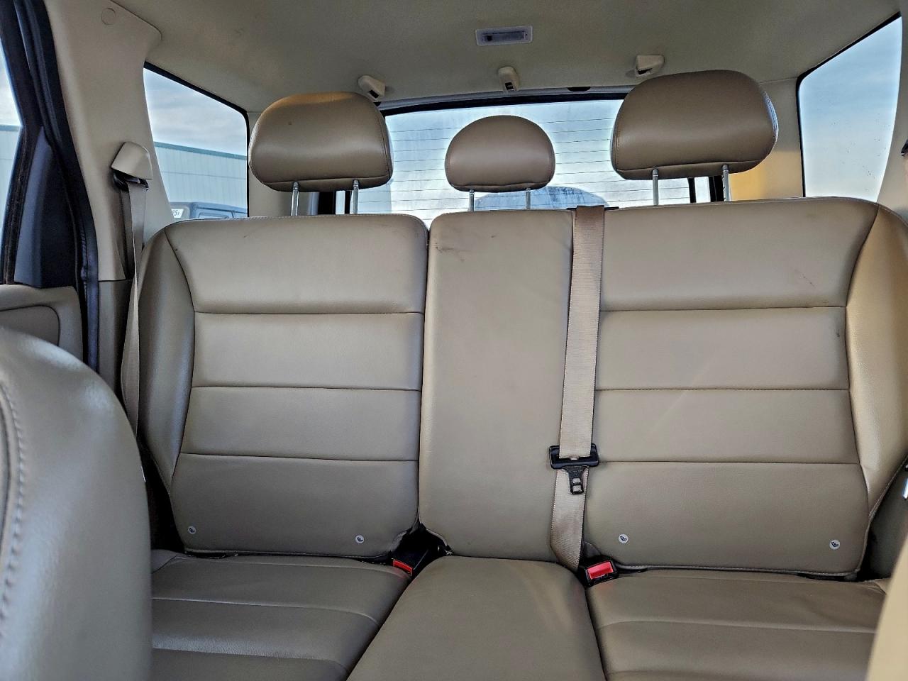 2005 FORD ESCAPE XLT photo 10
