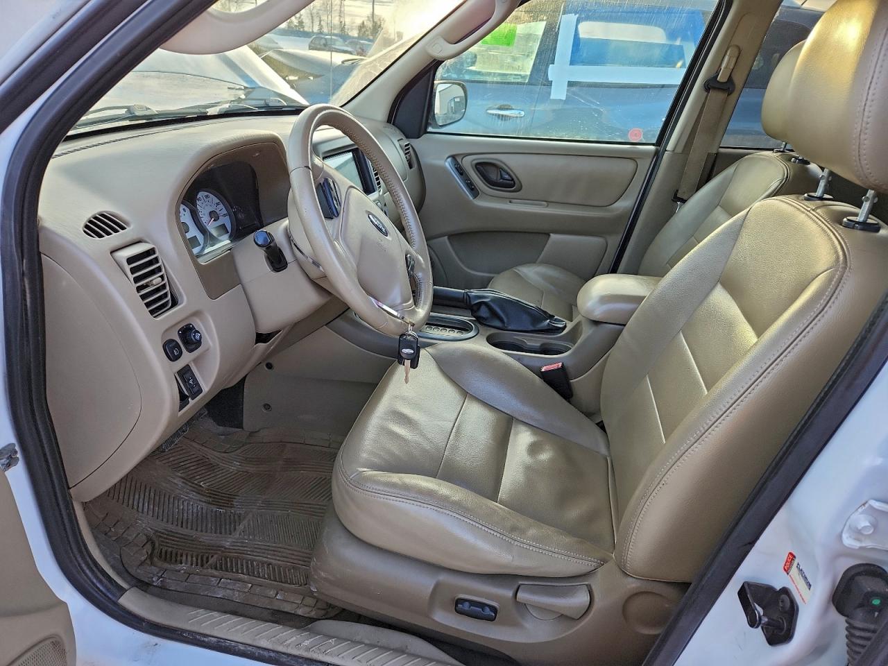 2005 FORD ESCAPE XLT photo 7