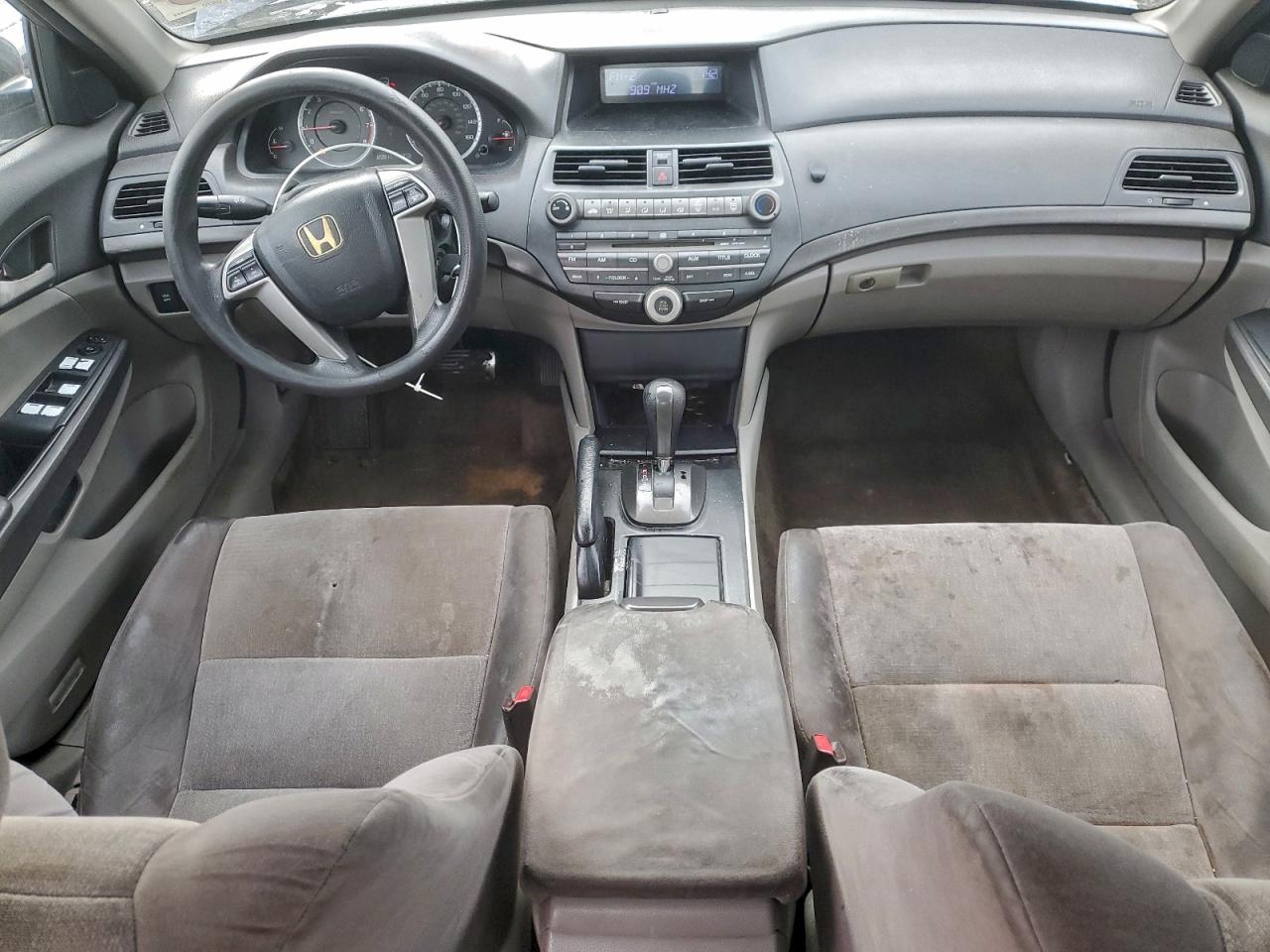 2010 HONDA ACCORD LX photo 8