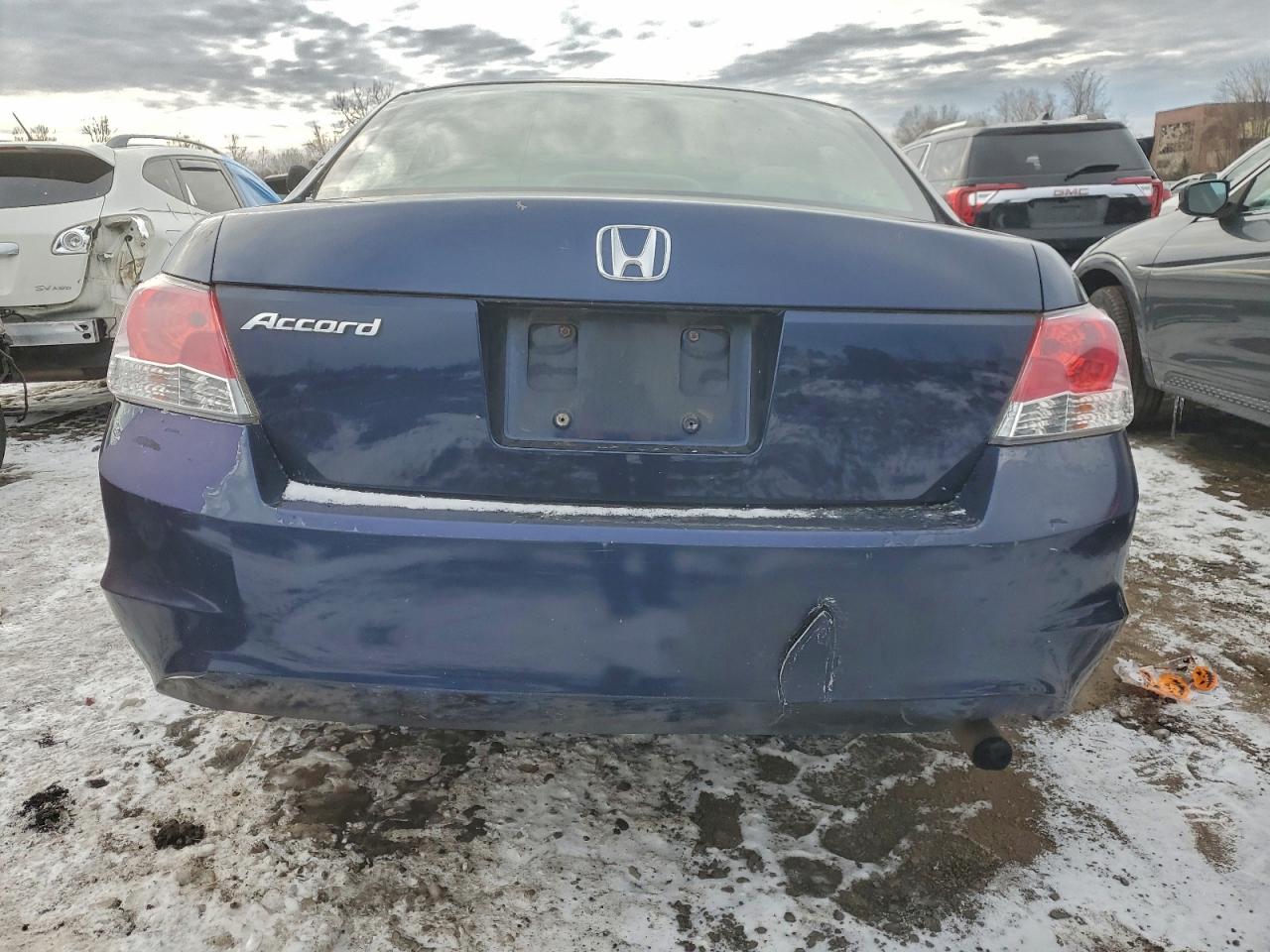 2010 HONDA ACCORD LX photo 6