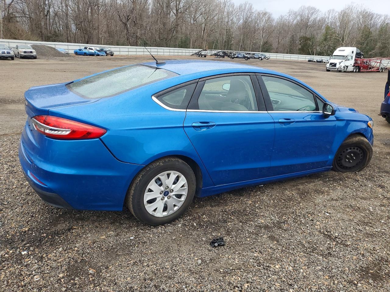 2019 FORD FUSION S photo 3