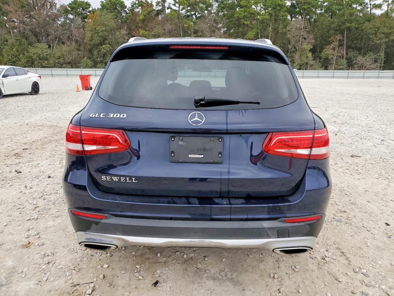2016 MERCEDES-BENZ GLC 300 photo 6
