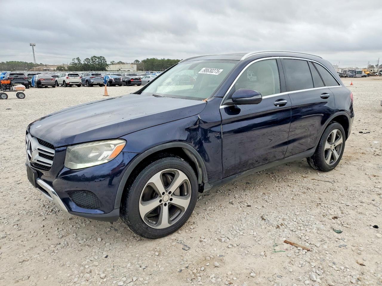 2016 MERCEDES-BENZ GLC