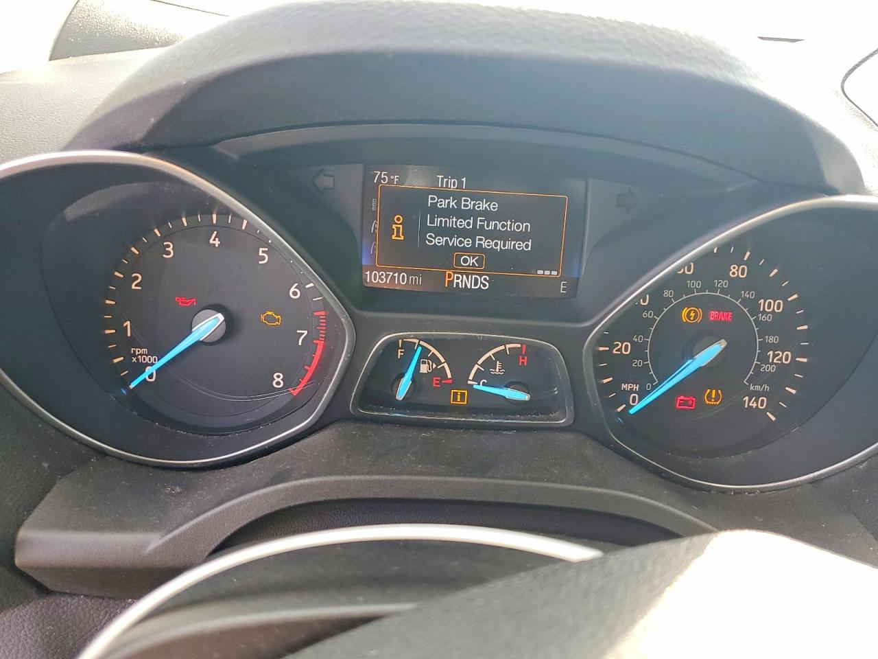 2017 FORD ESCAPE SE photo 9