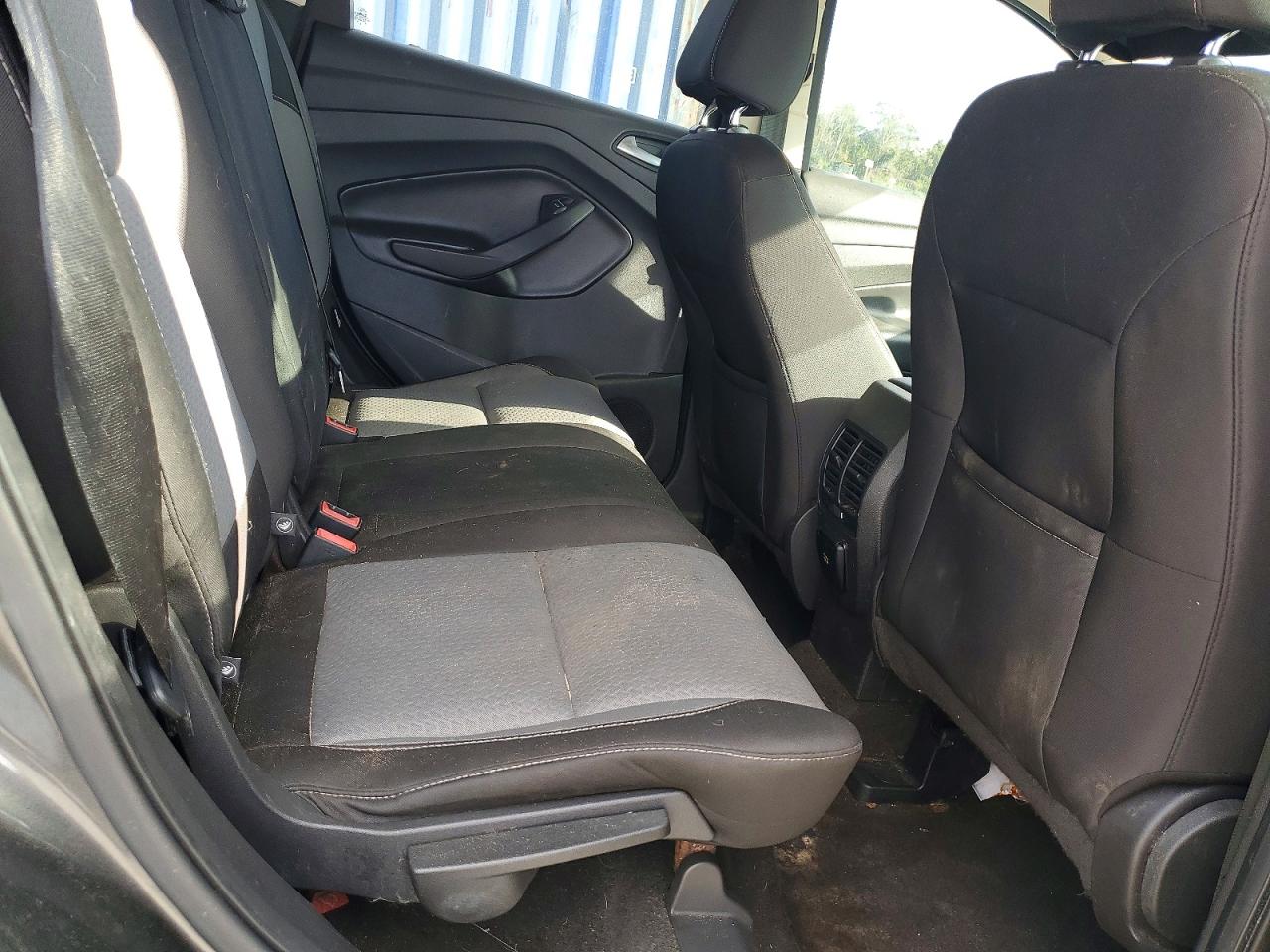 2017 FORD ESCAPE SE photo 11