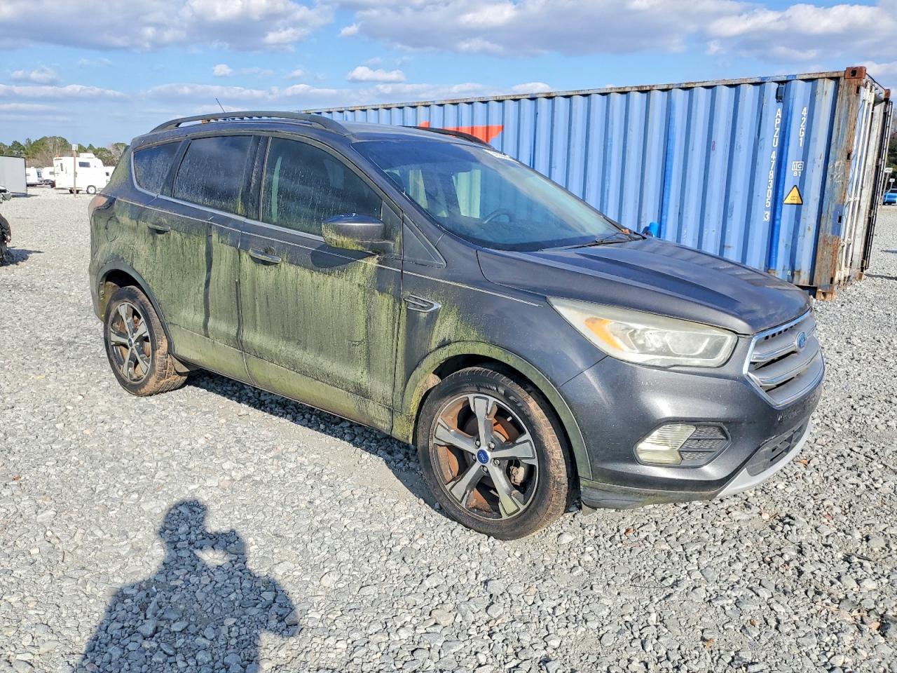 2017 FORD ESCAPE SE photo 4