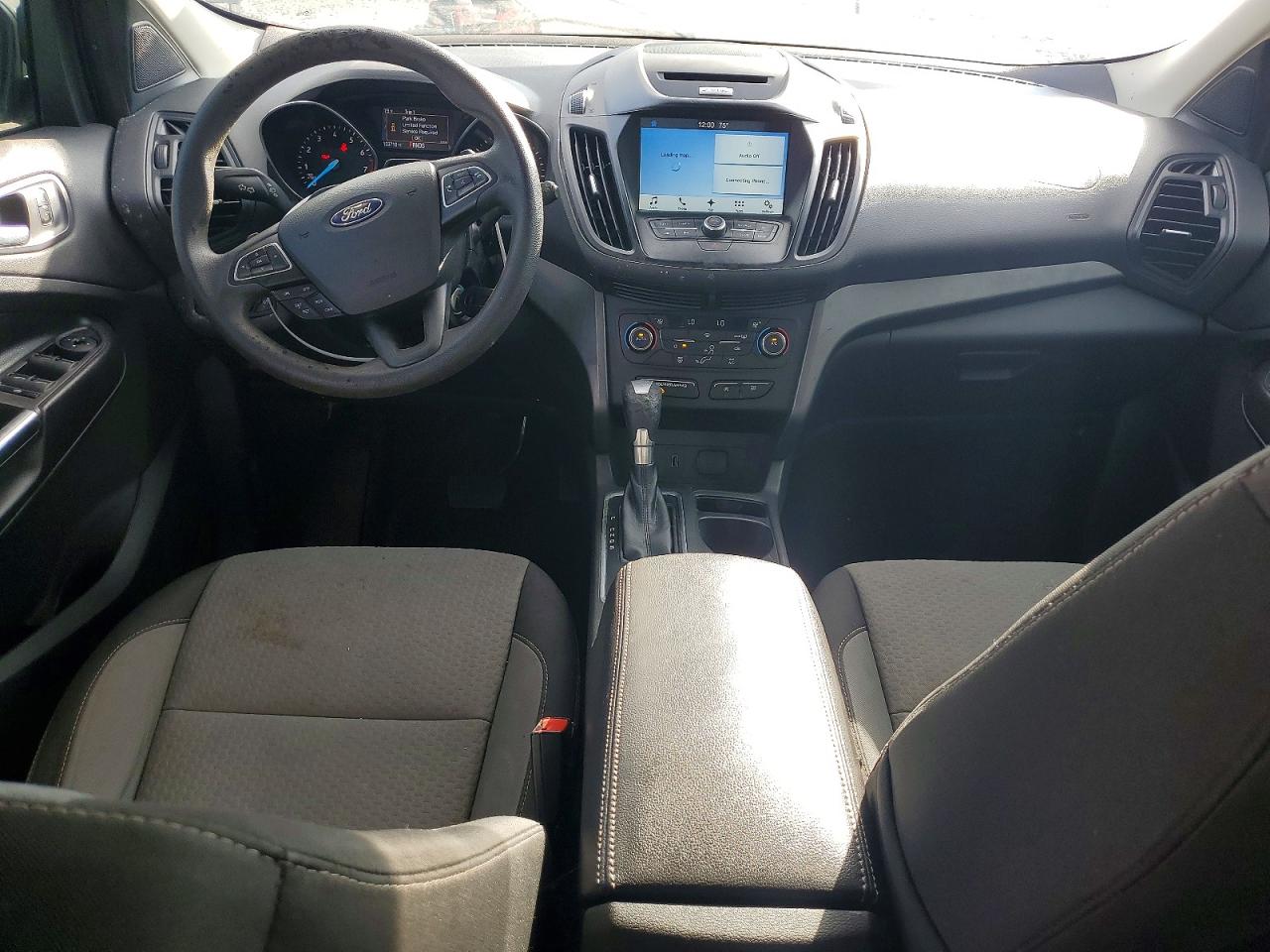 2017 FORD ESCAPE SE photo 8