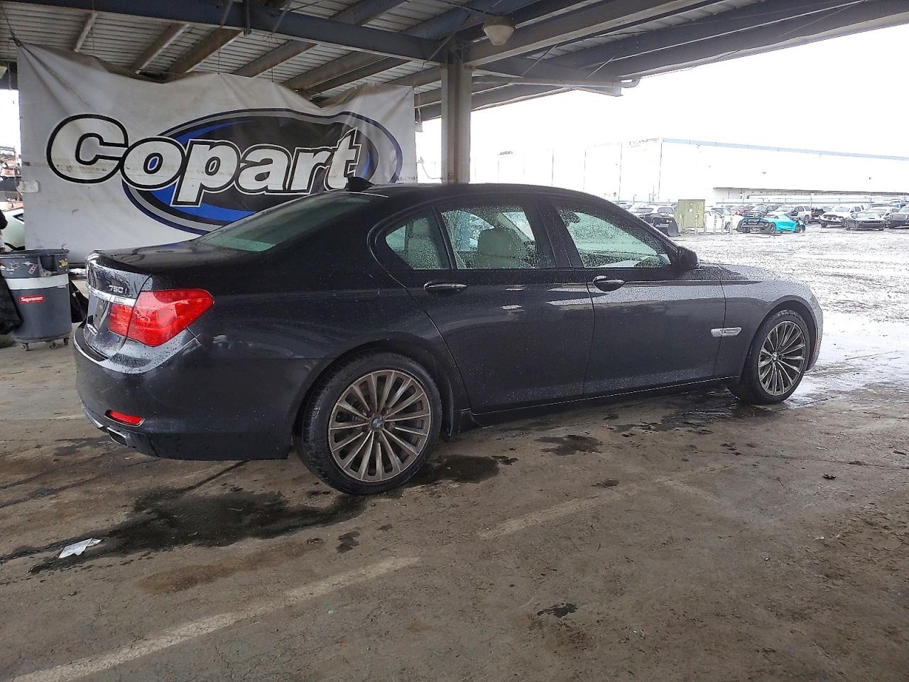 2009 BMW 750 I photo 3