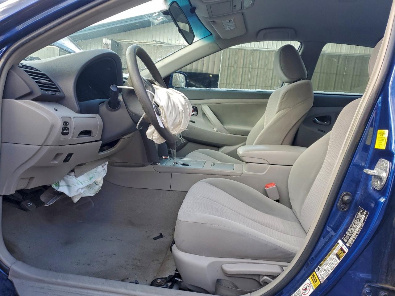 2011 TOYOTA CAMRY BASE photo 7