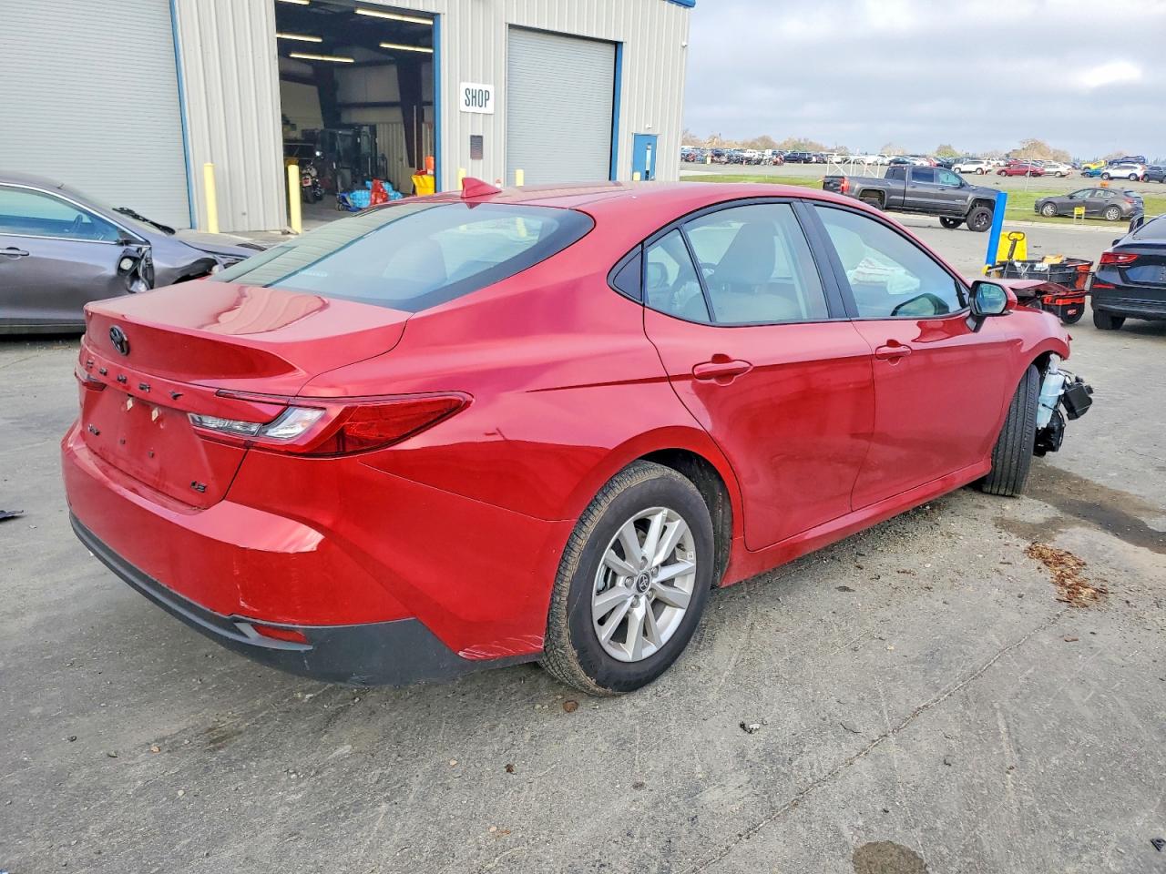 2025 TOYOTA CAMRY XSE photo 3