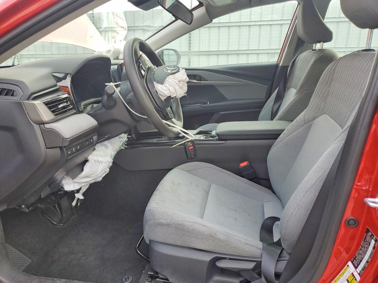 2025 TOYOTA CAMRY XSE photo 7