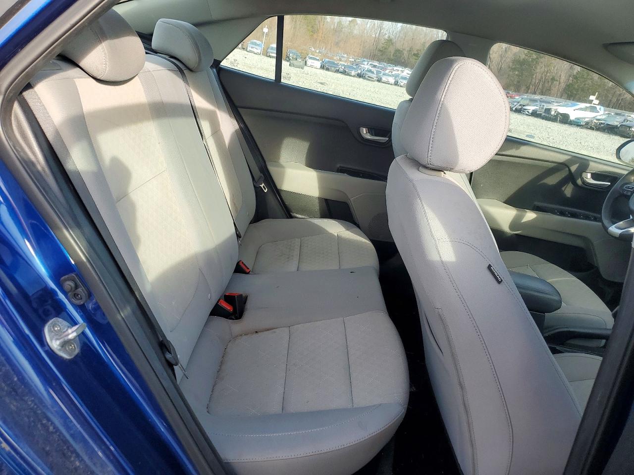 2018 KIA RIO LX photo 10