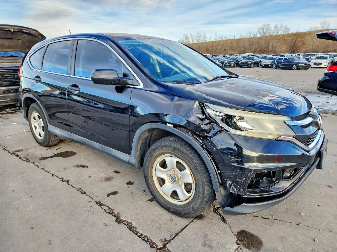 2015 HONDA CR-V LX photo 4