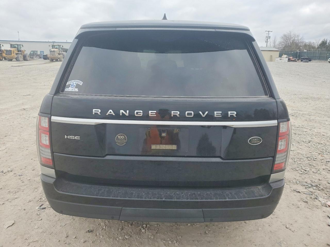 2017 LAND ROVER RANGE ROVER HSE photo 6