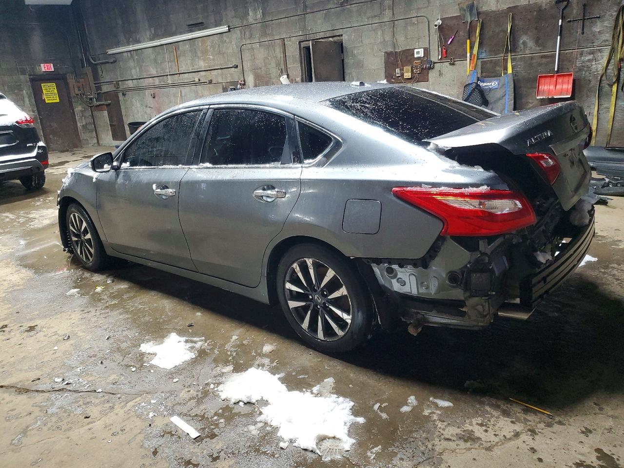 2017 NISSAN ALTIMA 2.5 photo 2