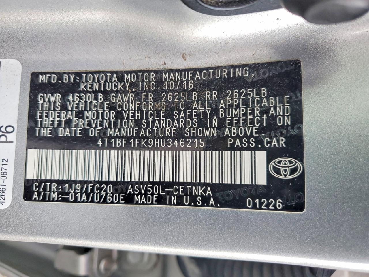 2017 TOYOTA CAMRY LE photo 12