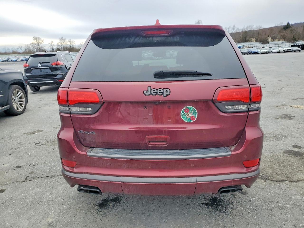 2018 JEEP GRAND CHEROKEE OVERLAND photo 6