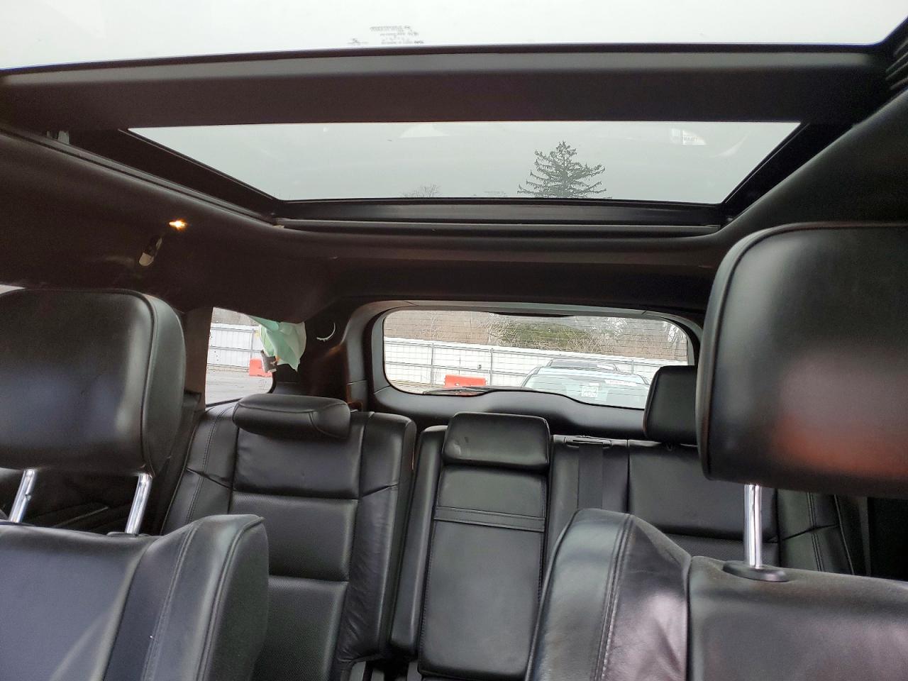 2018 JEEP GRAND CHEROKEE OVERLAND photo 10