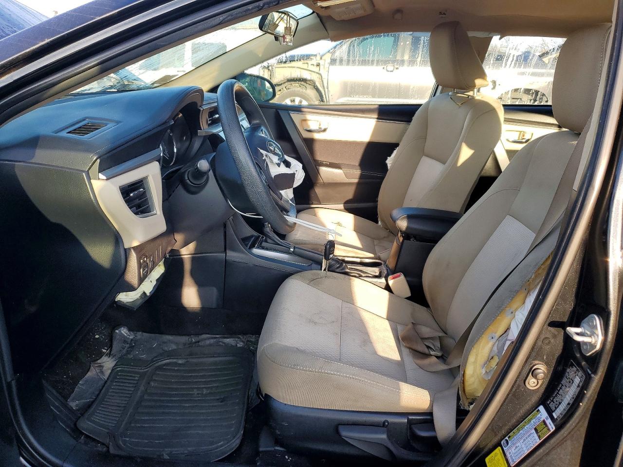 2014 TOYOTA COROLLA L photo 7