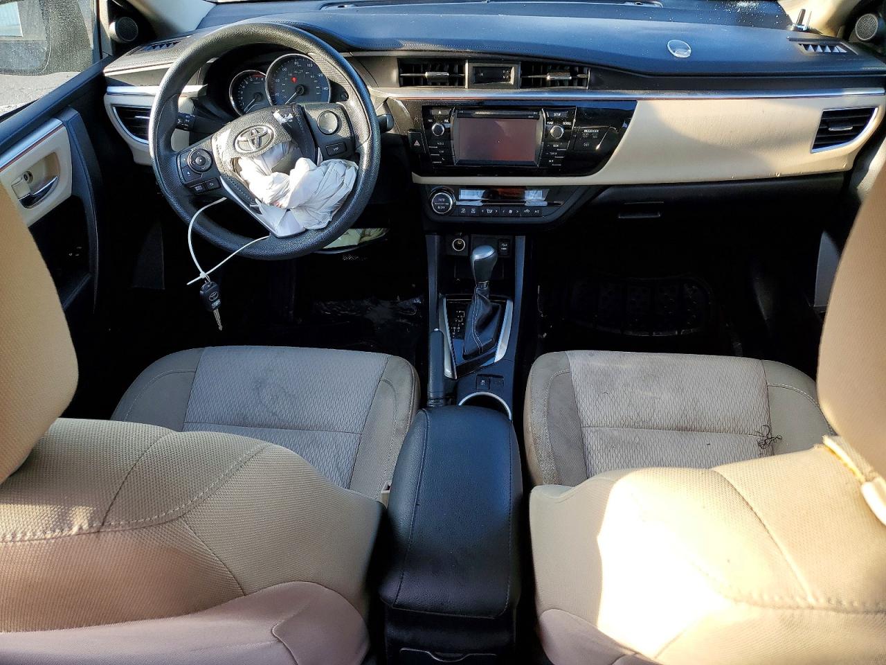2014 TOYOTA COROLLA L photo 8