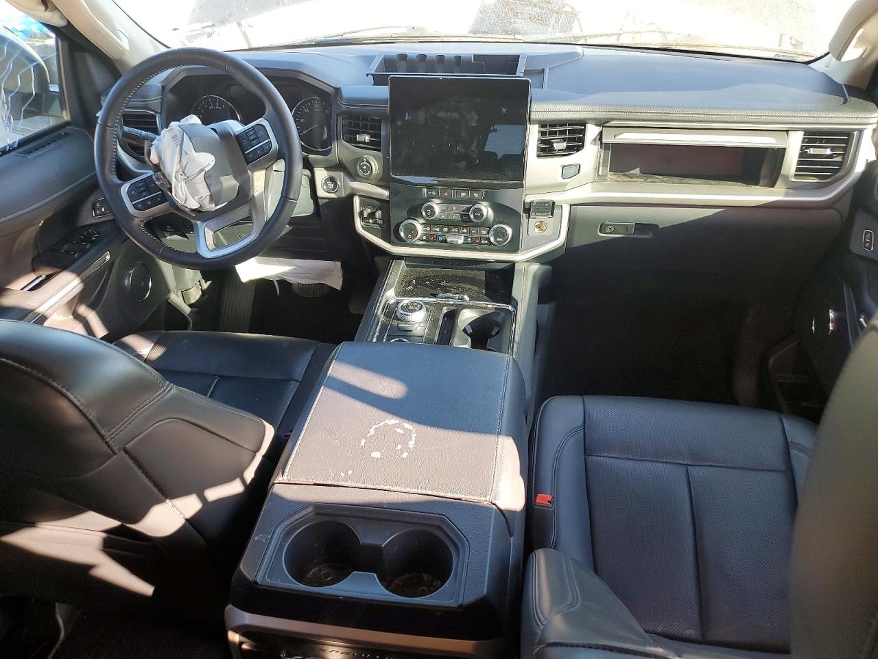 2024 FORD EXPEDITION MAX XLT photo 8