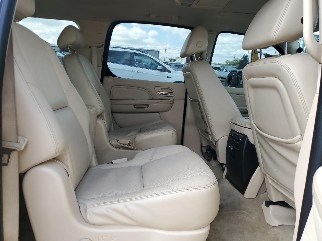 2007 CADILLAC ESCALADE ESV photo 11