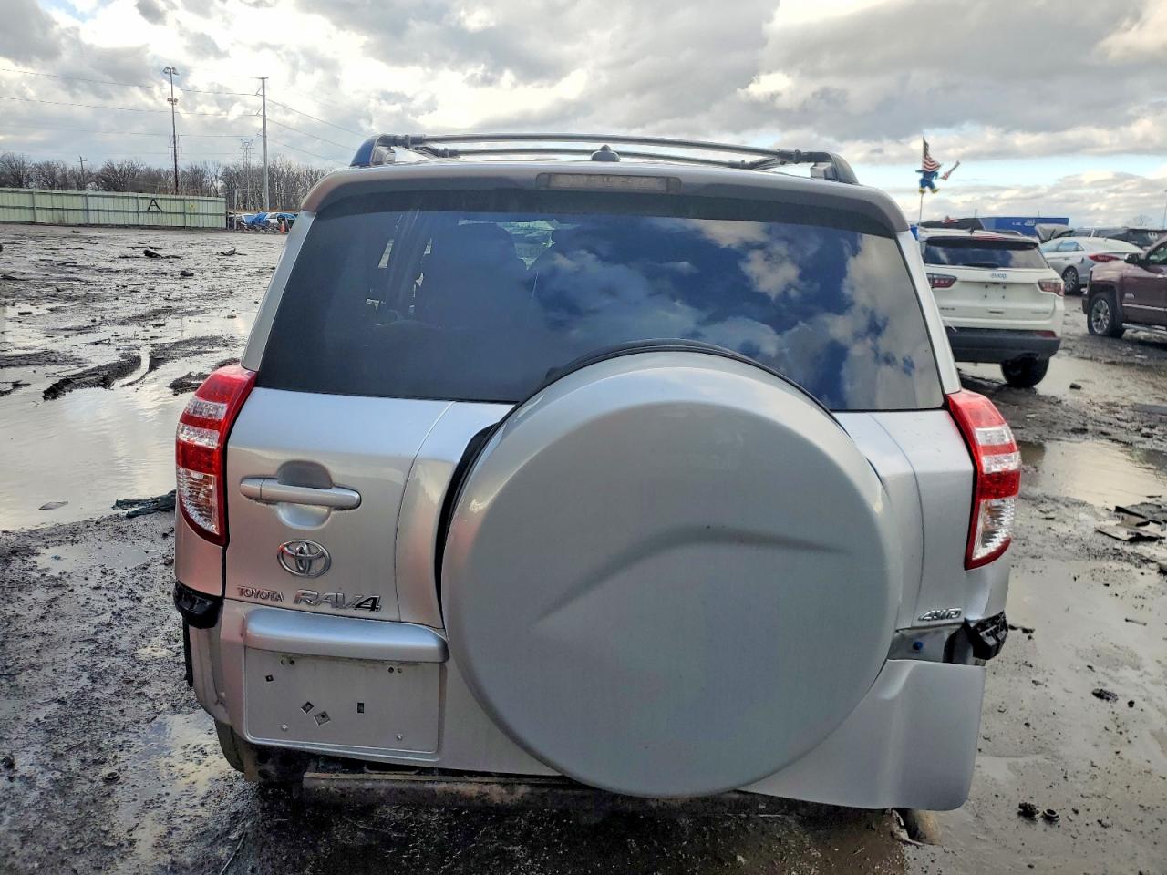 2010 TOYOTA RAV4 photo 6