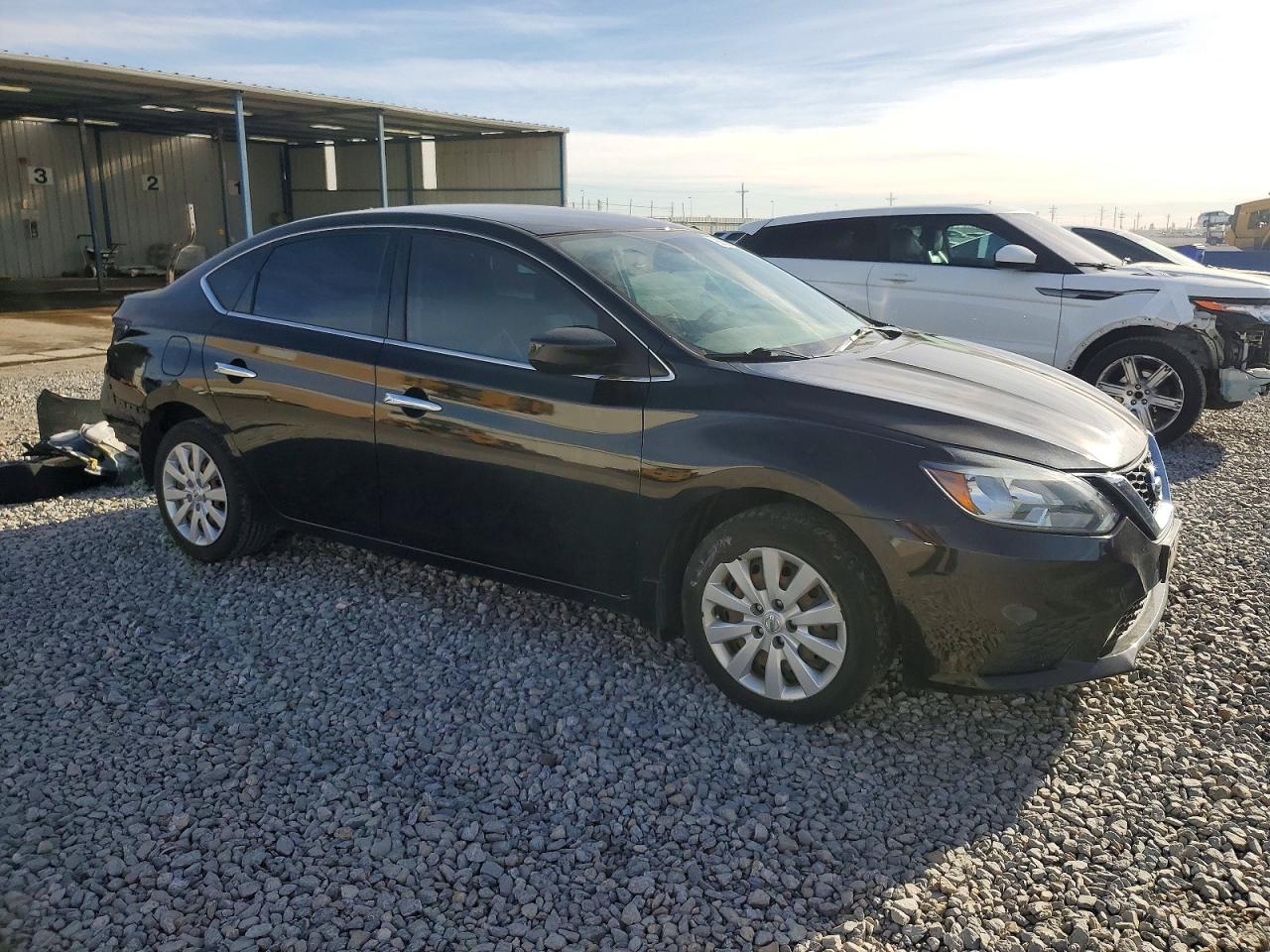 2017 NISSAN SENTRA S photo 4