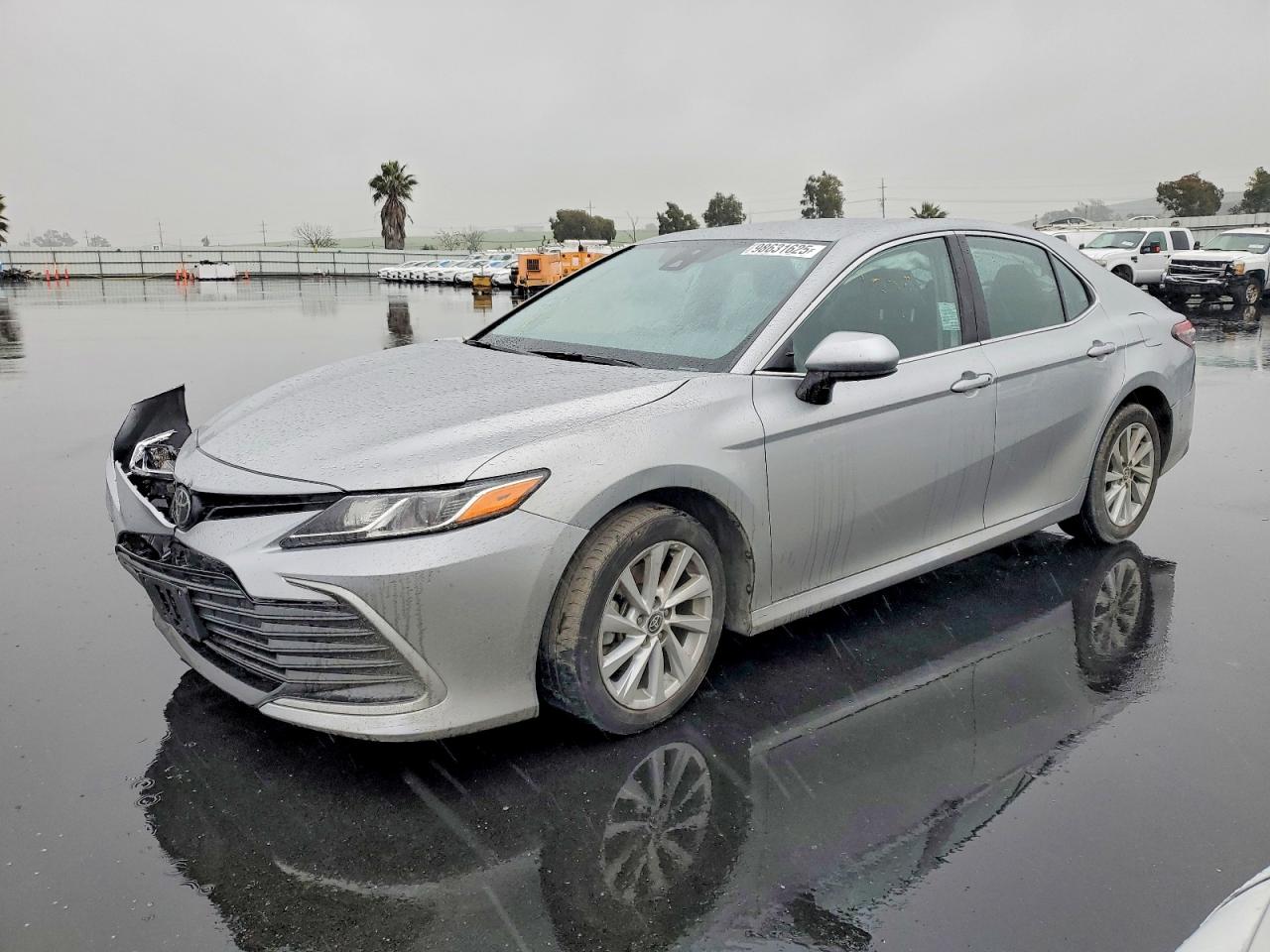 2024 TOYOTA CAMRY